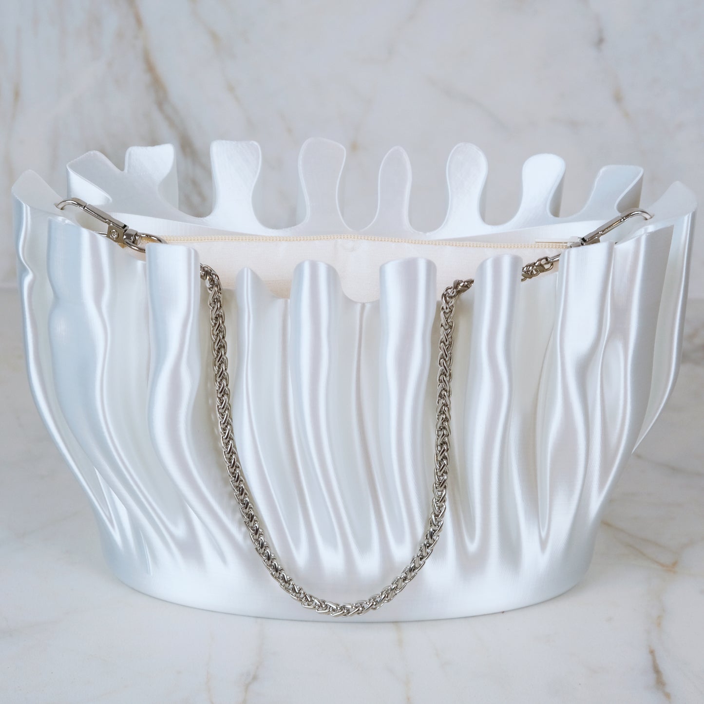 CORALINE Clutch - PEARL