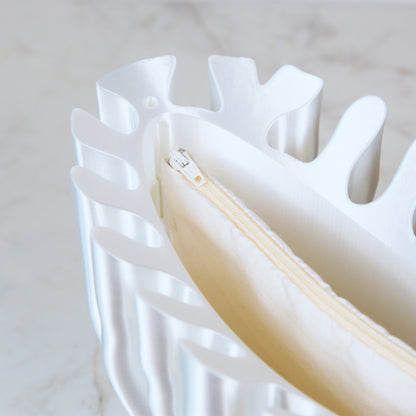 CORALINE Clutch - PEARL