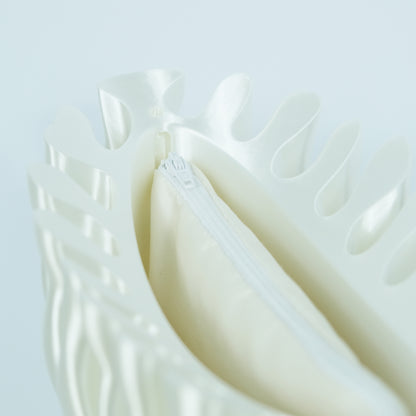 CORALINE Clutch - PEARL