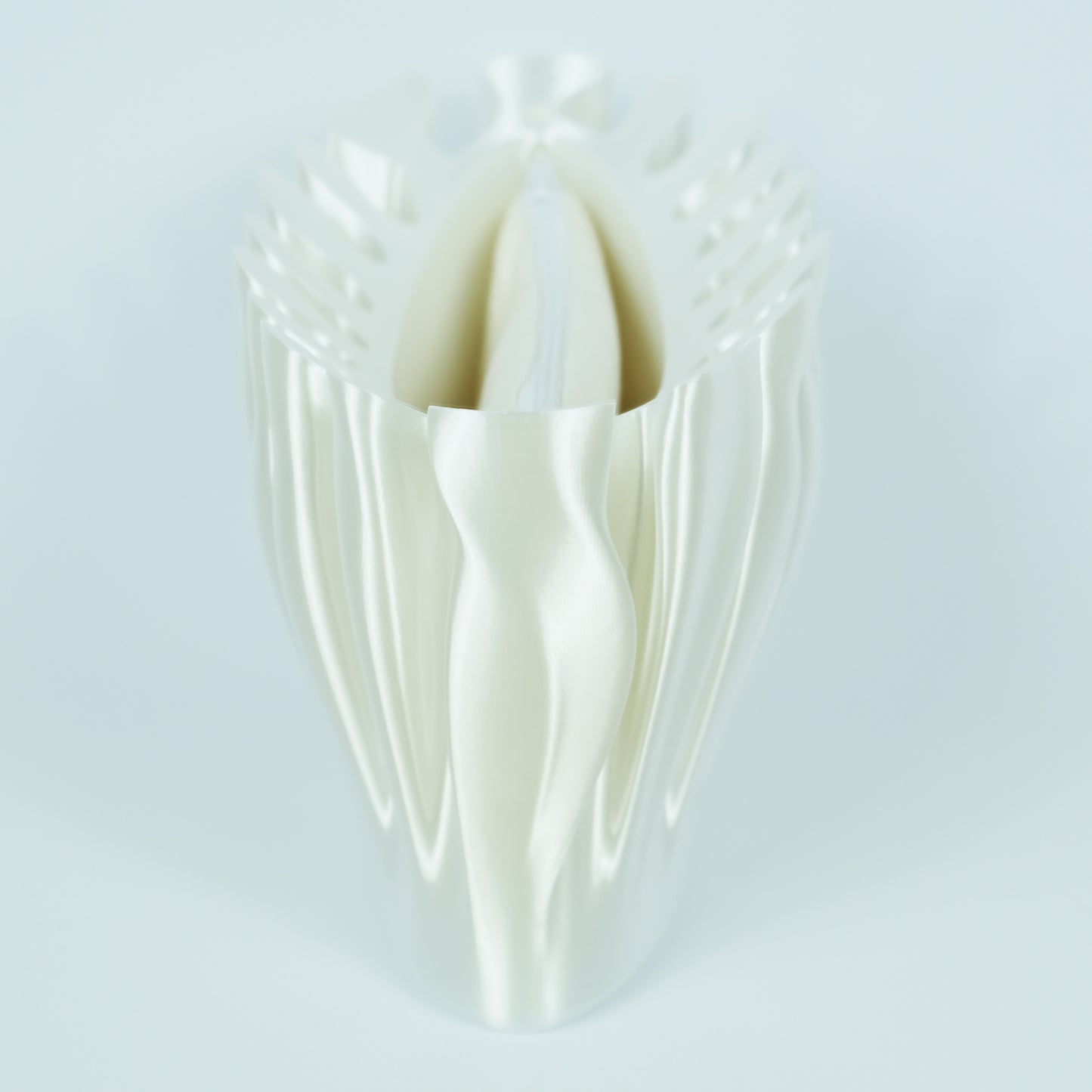 CORALINE Clutch - PEARL